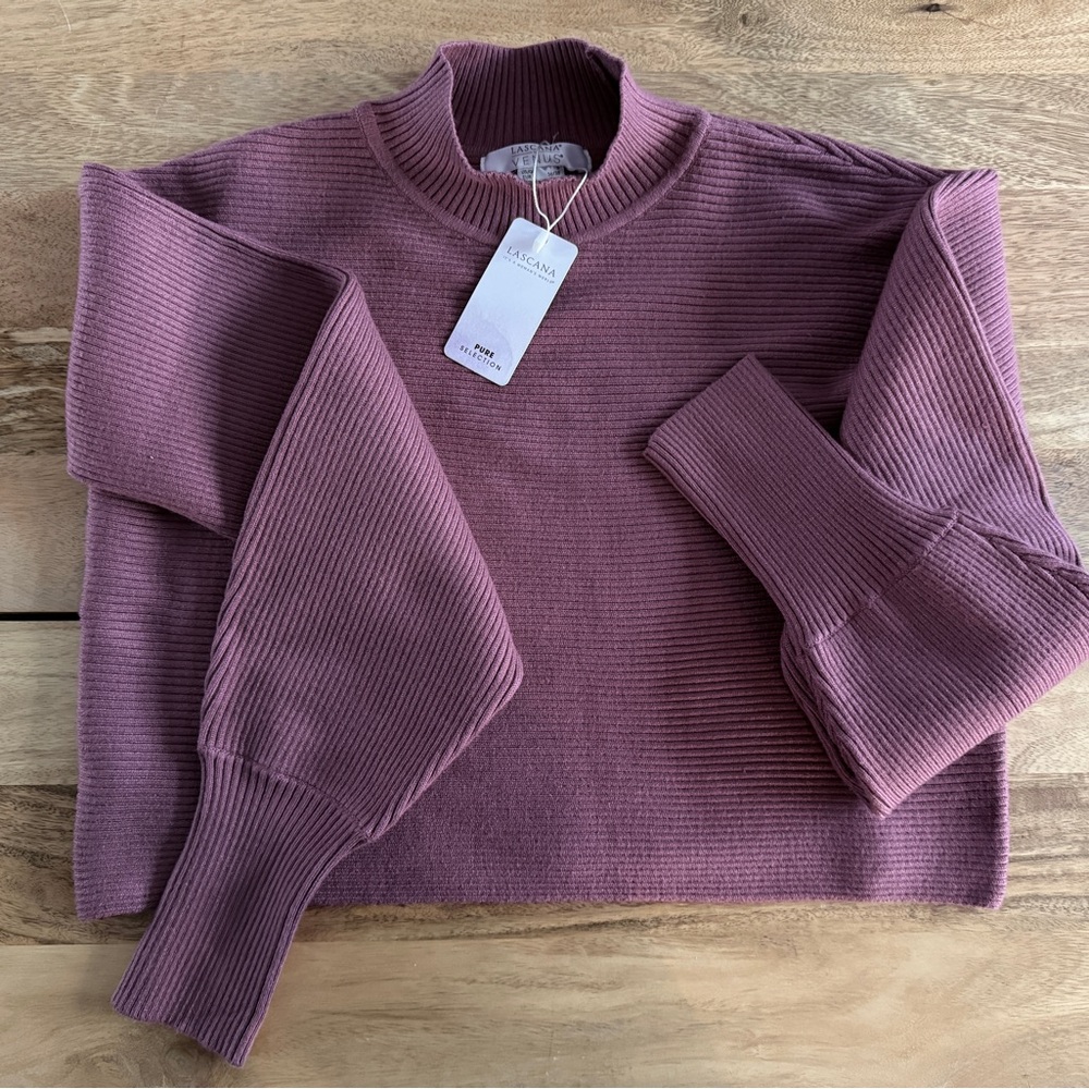 Lascana NWT  Ribbed Crop Mock Neck Pullover
Soft knit, cozy, long sleeve sweater